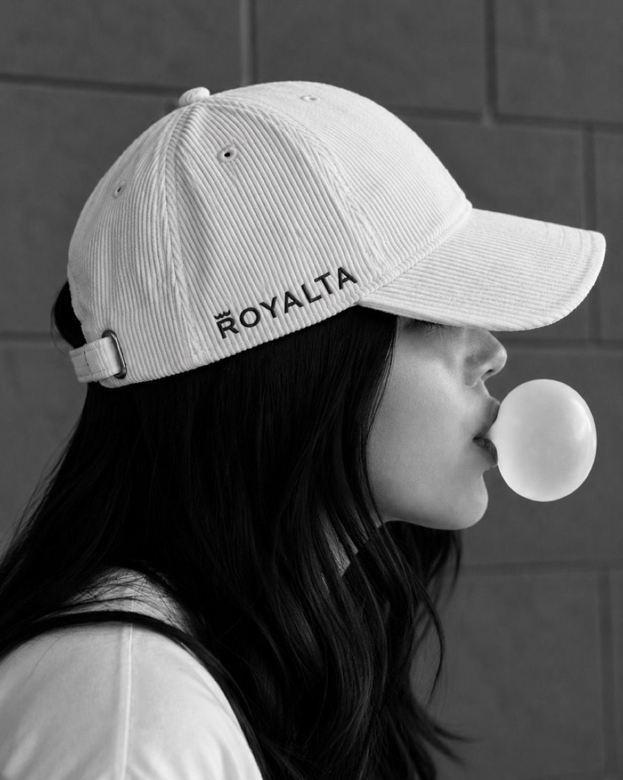 Royalta — брендированные кепки